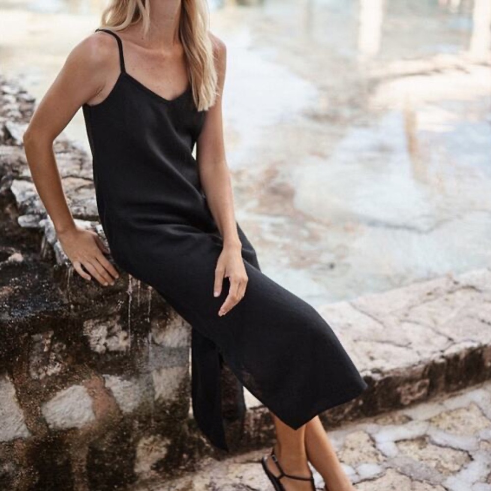 Garnet Hill Easy Linen Slip Dress Black